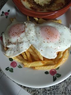 Una foto de 🥚 Huevos rotos