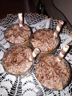 صورة لوصفة تحلية بالفلون وقاطو بودوار 😍