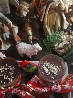 Foto principal de Panna Cotta de turrón Jijona, chocolate negro y crocanti almendras