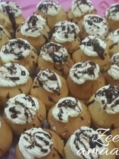 A picture of Vanilla Cupcakes.