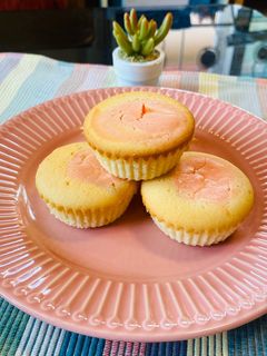 รูปของ Cream cheese strawberry 🧁