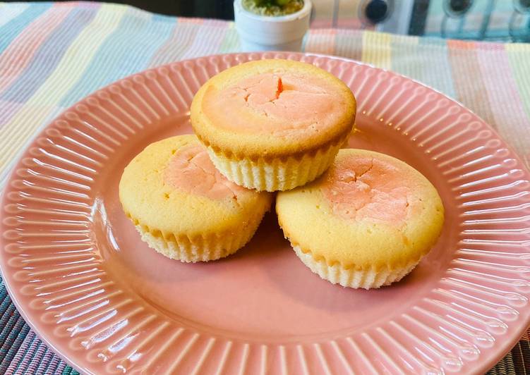 Cream cheese strawberry 🧁