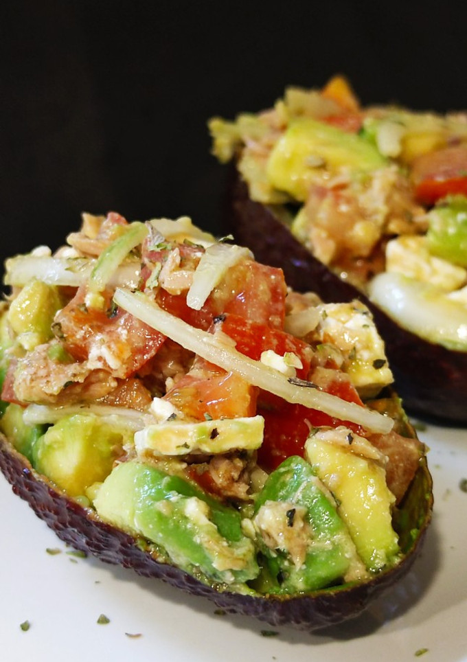 Una foto de Aguacates rellenos