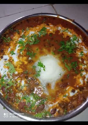 દાલ મખની (Dal Makhani Recipe In Gujarati) રેસીપી મુખ્ય ફોટો