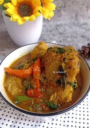 Foto resep Ayam Woku Kemangi Khas Manado #415
