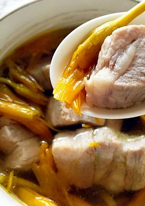 金針排骨湯 的食譜成品照片