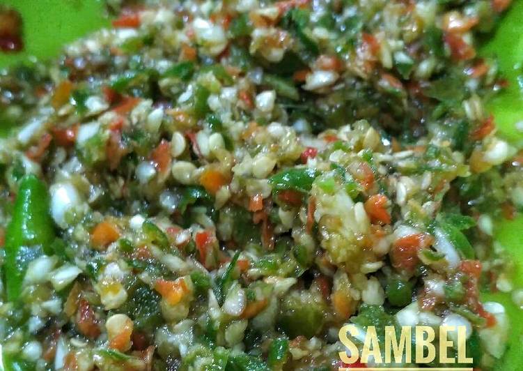 Cara Gampang Membuat Sambel Bawang Putih (super simple) Anti Gagal