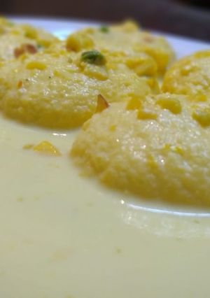 A picture of Rasmalai.