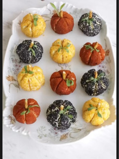 Una foto de Calabacitas variadas para Halloween 🎃☠️💀👻