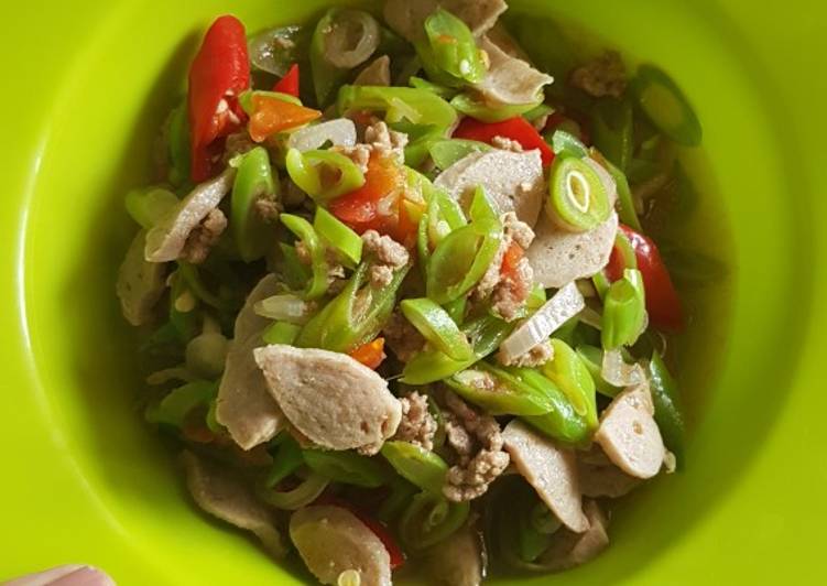Resep Tumis Buncis Daging Giling Simple + Bakso, Menggugah Selera