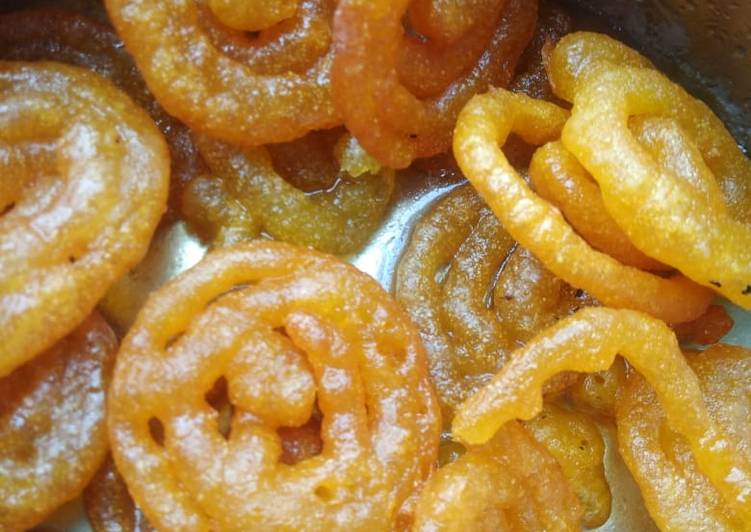 Easiest Way to Prepare Quick Jalebi made with Rawa