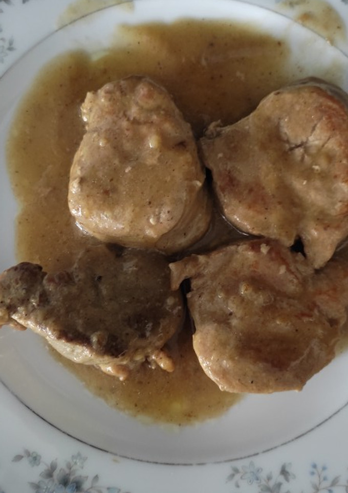 Una foto de Solomillo de cerdo en salsa