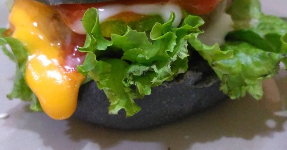 Resep Mini Burger W/ Black Burger Bun Oleh Diana_dee - Cookpad