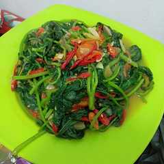 Tumis Daun Lembayung রেসিপির প্রধান ছবি
