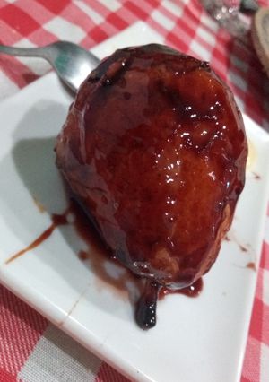 Una foto de Peras al horno al vino tinto