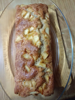 Una foto de Bizcocho de espelta con manzana y semillas