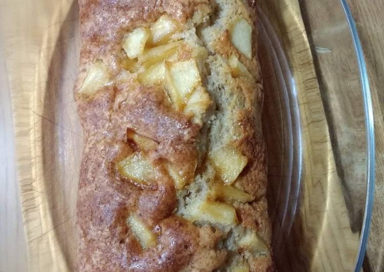 Bizcocho de espelta con manzana y semillas