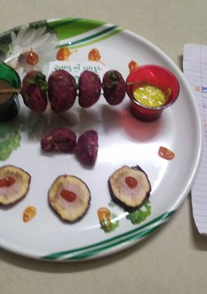 બીટ રતાળુ ની સ્ટફ પેટીસ (Beetroot Stuffed Patties Recipe In Gujarati) રેસીપી મુખ્ય ફોટો