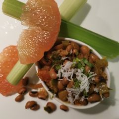 A picture of Blackeyed Peas!!!.