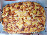 Pizza de coliflor con piña