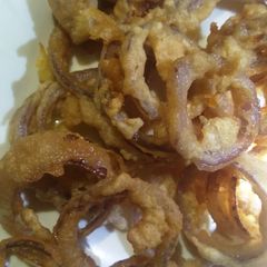 A picture of Onion rings.