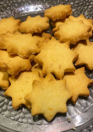 Una foto de Galletitas de limón 🍪🍋☀️