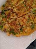 Telur dadar bumbu kare isian daging