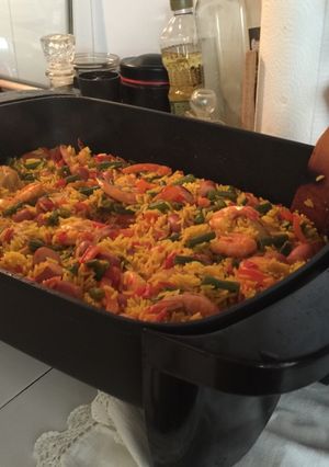 Una foto de Paella en sartén eléctrico