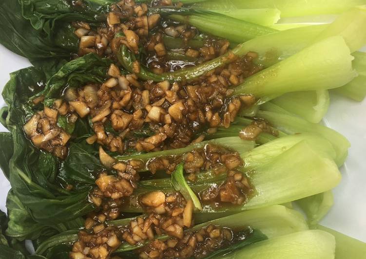 Pokchoi garlic and oyster sauce