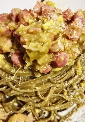 Foto di Carbonara Linguine pistacchio, guanciale, uova e cipolotti