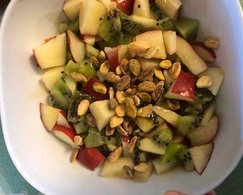 Easy Recipe Apple and kiwi salad Delicious Simple