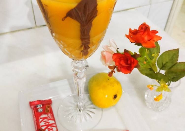 Recipe of Speedy Mango juice with chocolate