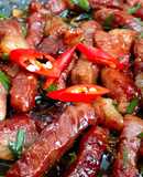 Thịt Heo Rang Cháy Cạnh