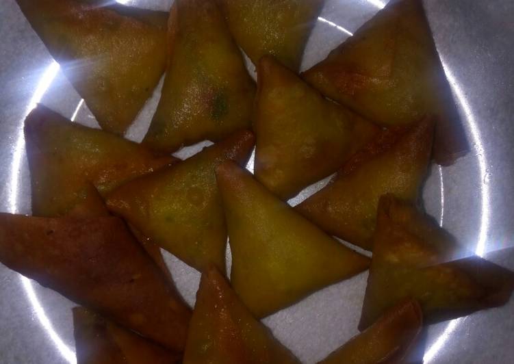 Recipe of Super Quick Homemade Samosa(Irish filling)