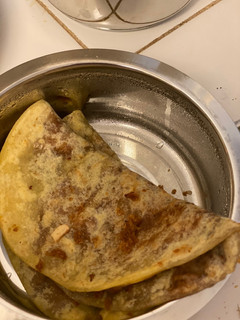 A picture of Kayi (coconut) Holige/Puranpoli.