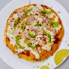 A picture of Cheese Farmhouse Pizza.