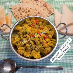 A picture of Khagina (Pakistani breakfast):.