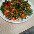Ensalada con queso de castañas