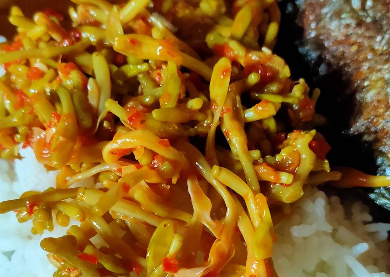 Tumis pedas bunga pepaya