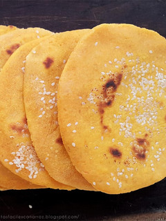 Una foto de Exquisito pan SIN GLUTEN, SIN HORNO, ECONÓMICO! Con zapallo (auyama, calabaza) y harina de arroz