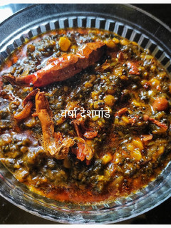 आंबाडीची भाजी (ambadichi bhaji recipe in marathi) रेसिपी चे मुख्य फोटो
