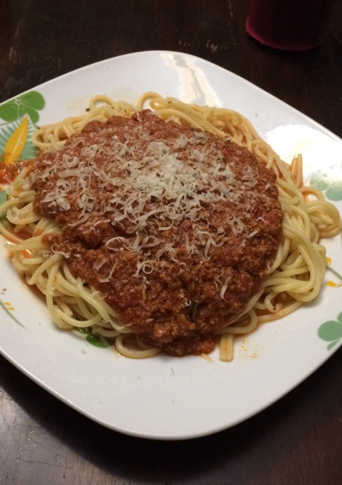 Una foto de Spaguetti Boloñesa