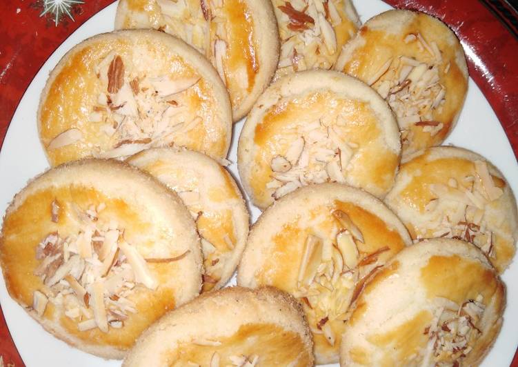 Nan khatai