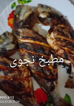 صورة لوصفة سمك دوراد مشوي في الفرن
