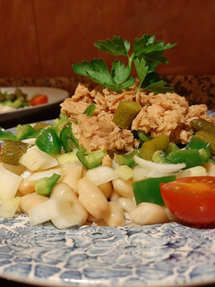 Una foto de Ensalada de Alubias Blancas