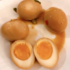 Korean soft boiled eggs A picture of Korean soft boiled eggs.