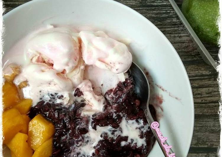 Cara Menghidangkan Bubur Ketan Hitam with Mango n Ice Cream Anti Gagal!