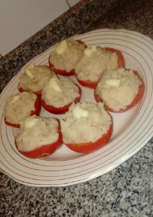 Una foto de Tomates rellenos