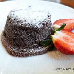 Foto di Tortino al cioccolato dal cuore morbido fondente
