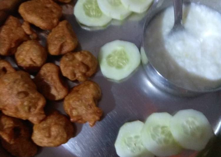 Recipe of Homemade Singhra ki pakori (water chestnuts)
